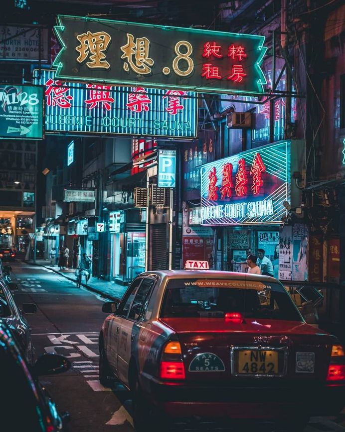 Cyberpunk Hong Kong: Moody Street Photography by Sean Foley
