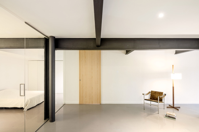 Bonanova Apartment by PMAM
