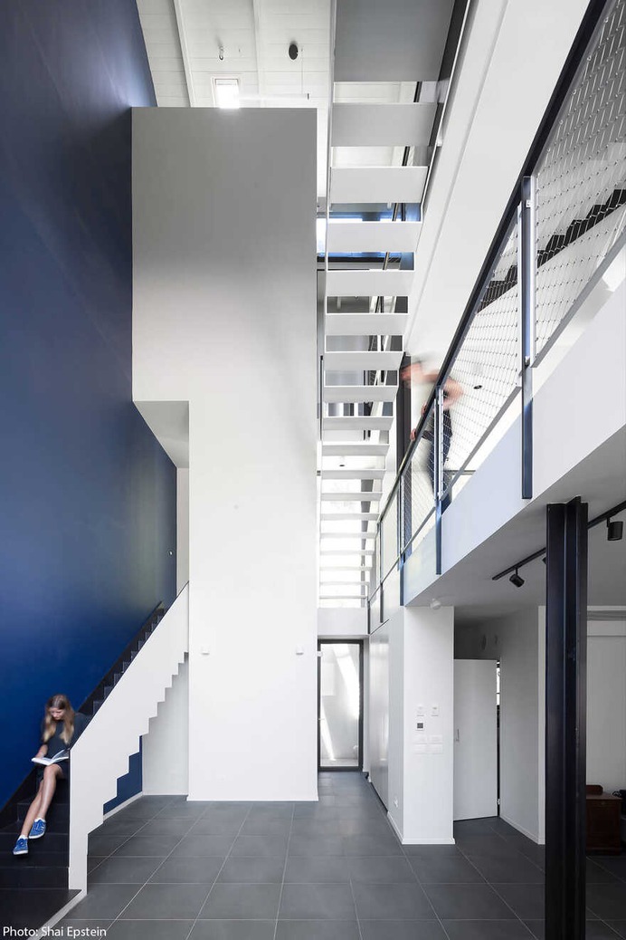 SW House by Arbejazz Studio Architects Featuring a Dramatic and Theatrical Space