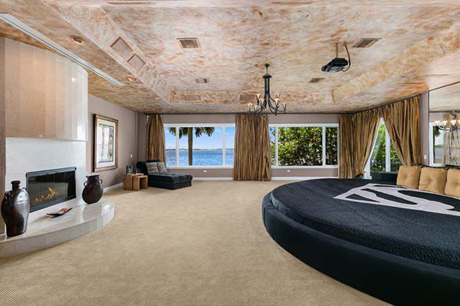 Shaquille O'Neal Is Selling His Mansion For $28 million