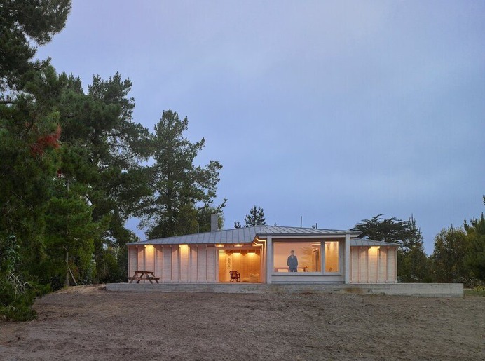 El Peumo House / Cristián Izquierdo Lehmann