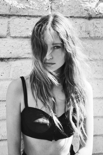 Noot-Seear-by-Jason-Lee-Parry.jpeg 800×1200 pixels #photography #girl