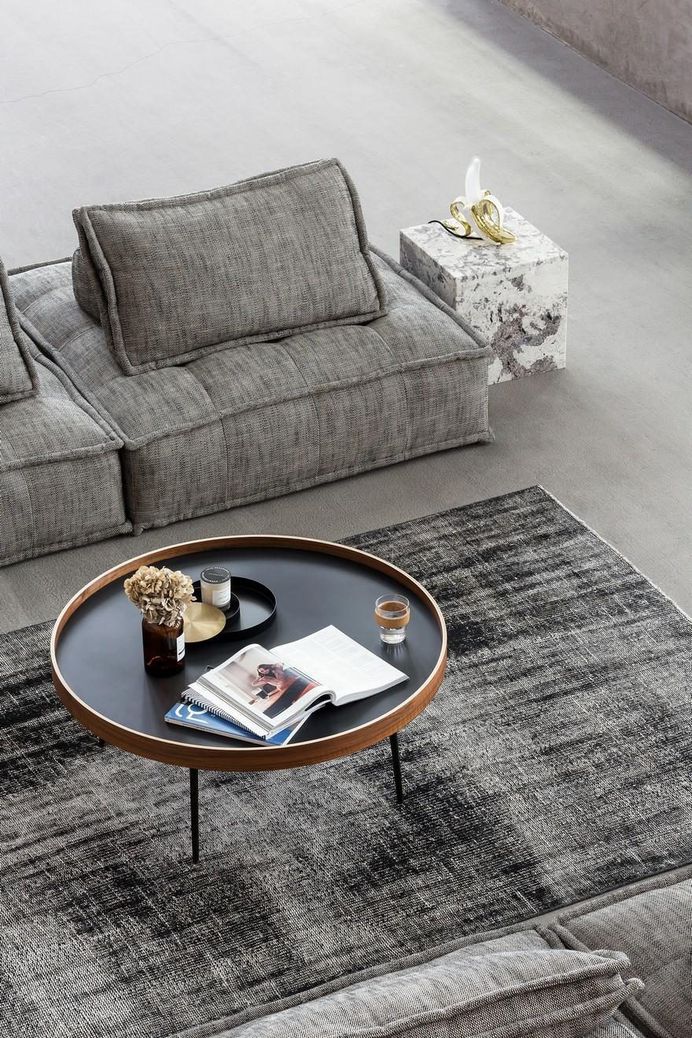 A Open and Multifunctional Living Space for the Fashion Brand Tkstyle Boutique 6