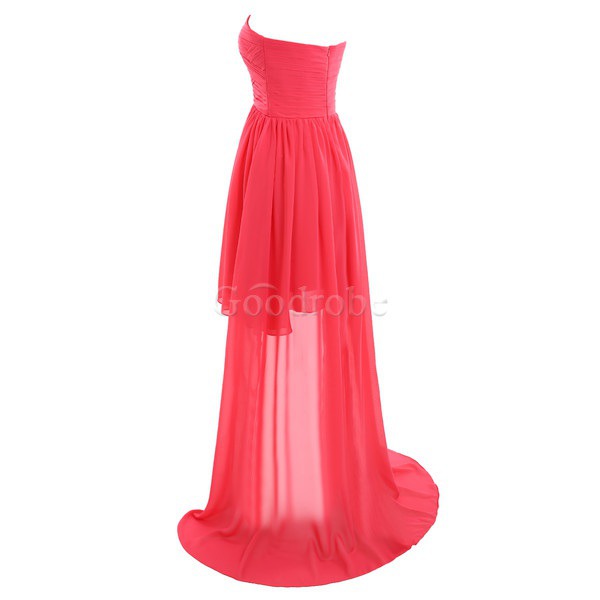Robe de cocktail plissé majestueux solennelle sobre balancement