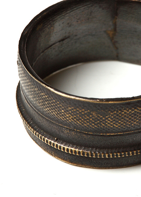 Robert Geller N9019 Ring In Antique Brass #geller #jewelry #ring #brass