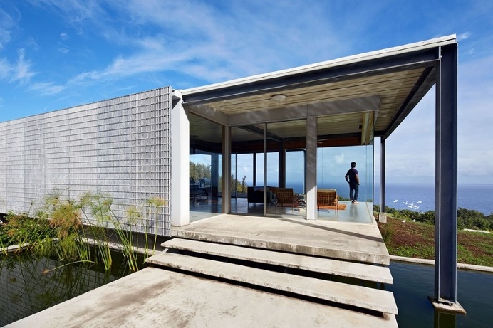 This Stunning House Offers Expansive Views of the Coast of Big Island, Hawaii