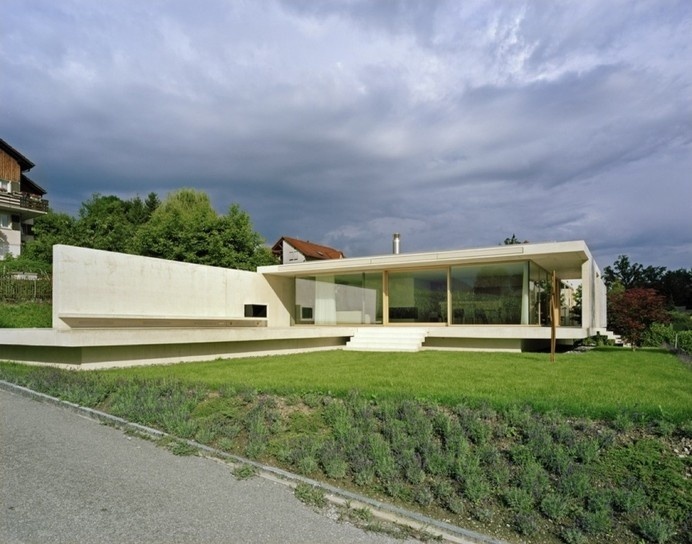 The One-Storey Slightly Inclined Modern House Overlooking the Alps #architecture #modern