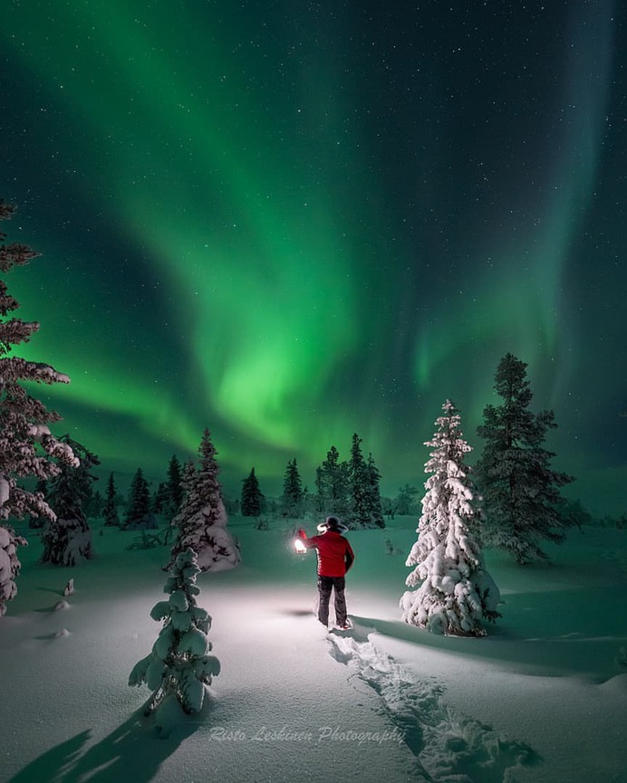 Risto Leskinen Captures Amazing Northern Lights in Finland