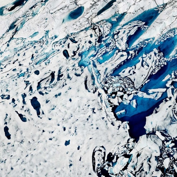THAW: Timo Lieber Captures The Fragile Beauty of The Melting Arctic Polar Ice Cap