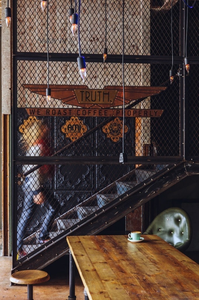 TRUTH. Coffee Roasting – a fantasy world with a steampunk design
