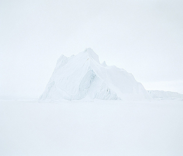 Minimalist Nature Photography by Jean de Pomereu #inspiration #minimalist #photography
