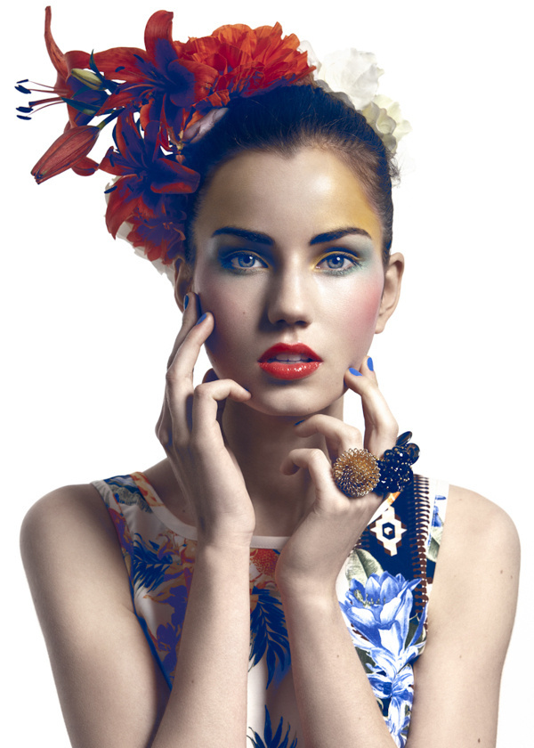 Oriana on Fashion Served #pose #hand