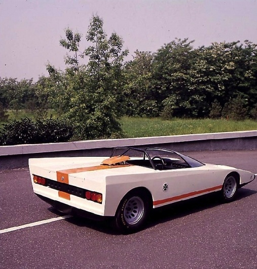 tumblr_ly7cfcHfgp1qkqupno2_r2_1280.jpg (JPEG Image, 693 × 724 pixels) #car