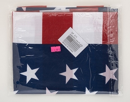Lora Reynolds Gallery : Artists : Tom Molloy : Images #flag #photography #china #american