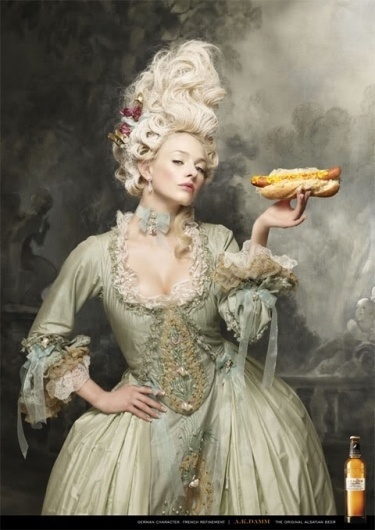 Natasha Lawes #woman #perruque #rococo #hot #dog