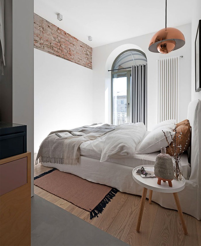 Small Urban Chic Apartment by Olha Wood - InteriorZine