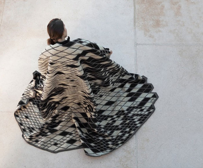 Wool Rug With Geometric Shapes