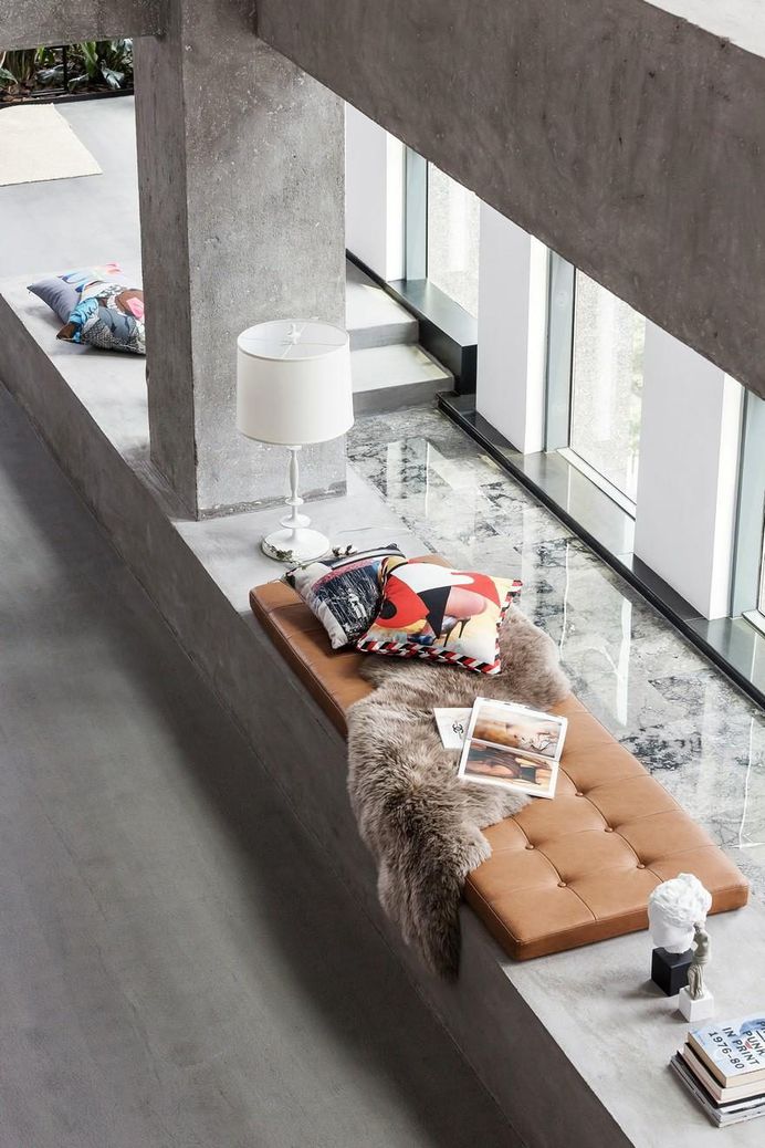 A Open and Multifunctional Living Space for the Fashion Brand Tkstyle Boutique 7