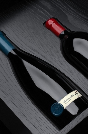 UNA - box | Flickr – Condivisione di foto! #bottle #packaging #wine #una #cibicworkshop #italy