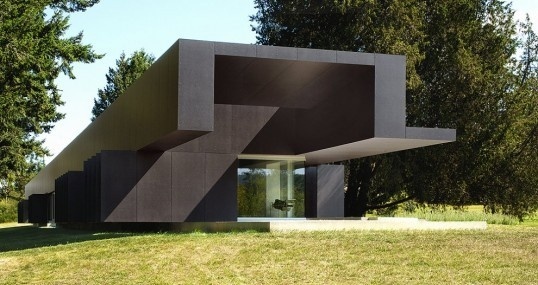 Linear House in defringe.com #house #modern #defringe #architecture #linear