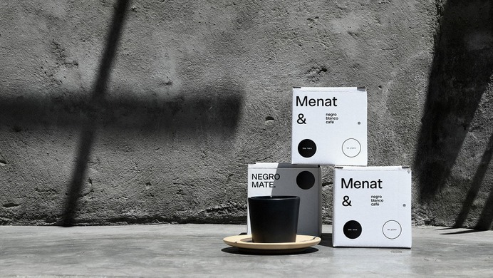Negroblanco Cafe - Mindsparkle Mag Yeye Design designed the branding for Negro Blanco Café. #logo #packaging #identity #branding #design #color #photography #graphic #design #gallery #blog #project #mindsparkle #mag #beautiful #portfolio #designer