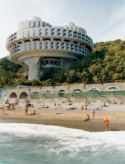 PingMag - The Tokyo-based magazine about "Design and Making Things" » Archive » Frederic Chaubin: Soviet SF Style #russia #architecture