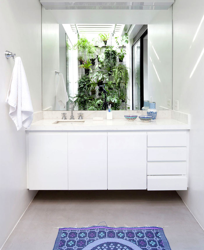SuperLimao Studio Designed Urban House With Artistic Facade - #decor, #interior, #homedecor, #house, #home, #bath, #bathroom