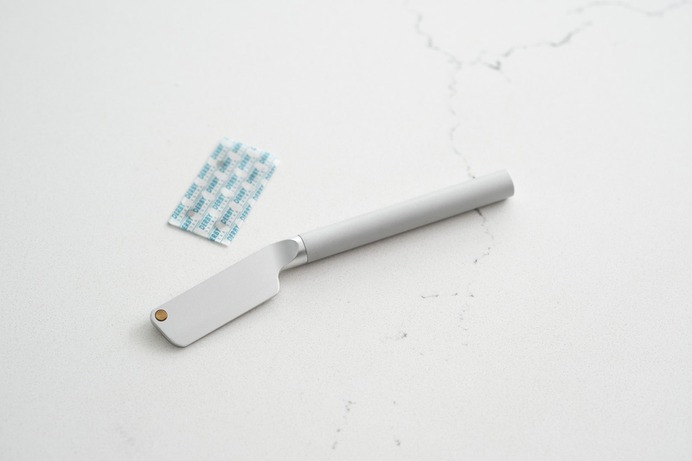 Angle Razor Review — Shaving never looked so good. minimalgoods