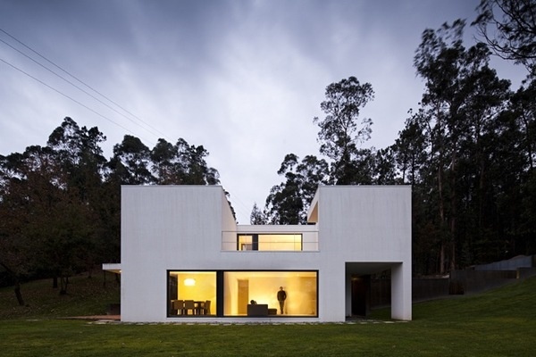 Beautiful House in Cambeses by Rui Grazina #interior #beautful #minimal #houses