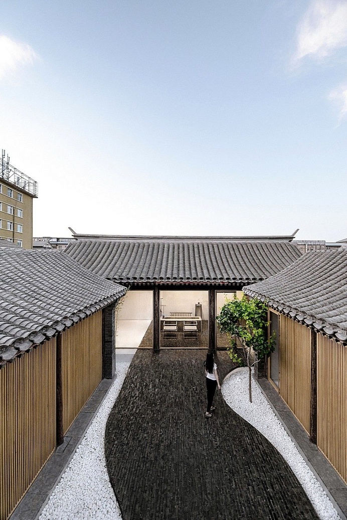 Traditional Siheyuan House in Beijing Inner City 8