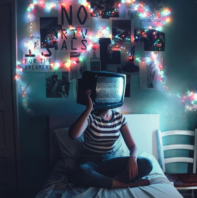 Surreal Portrait Photo-Manipulation by Instagram Star Annegien Schilling