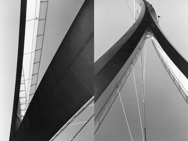 Laura Knoops—http://knoops.fr #white #shapes #black #architecture #amsterdam #bridge