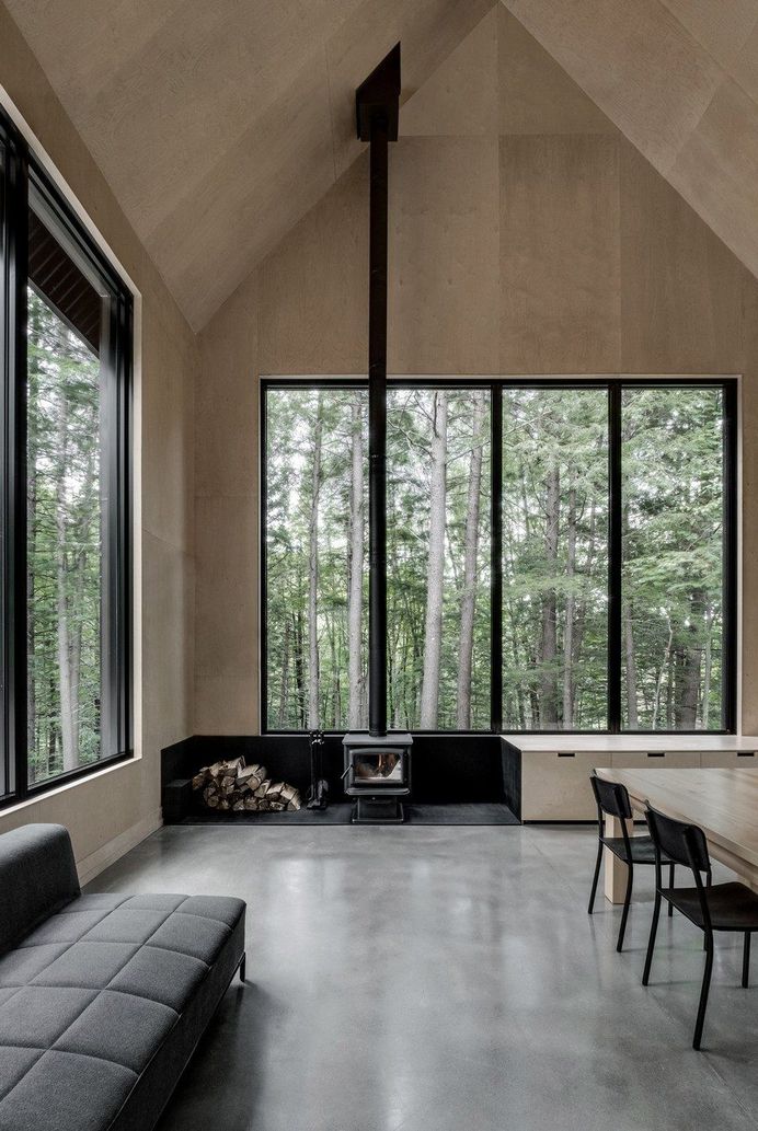 Grand Pic Cottage Hidden in the forest of Quebec 10