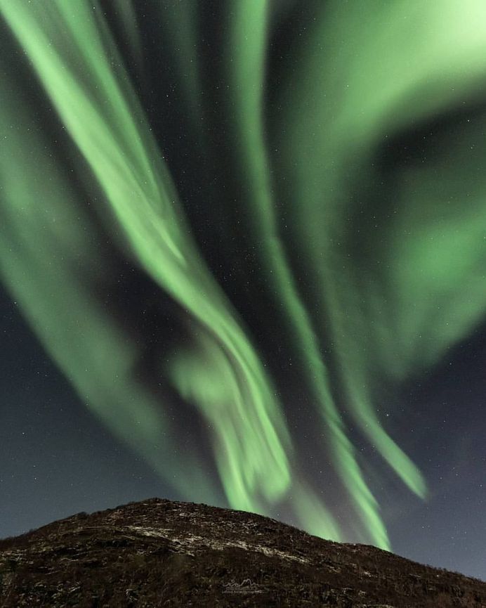 Lofoten Arctic Photography: Aurora Borealis and Northern Winter Wonderland