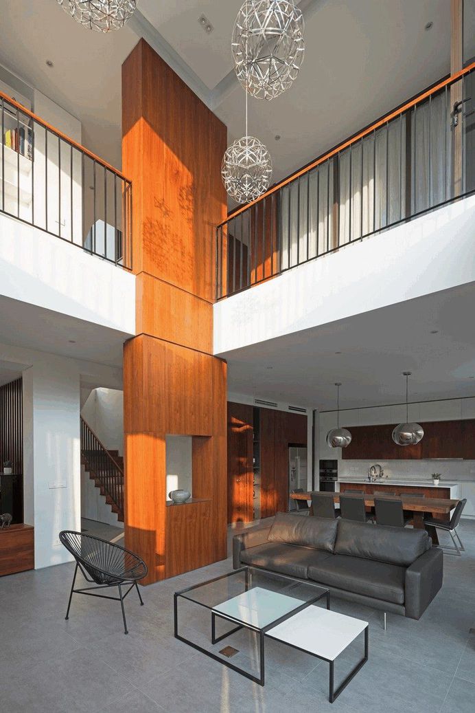 Modern Villa Maximizes Light and Space in Vietnam 4