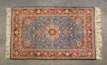 Orient carpet. ISFAHAN / PERSIA, 1. Half of the 20. Century, approx. 161x106 cm