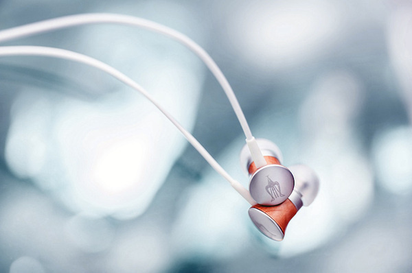 11 Deco Wood Earphones By Meze – Your Next Favorite Accessory #gadget