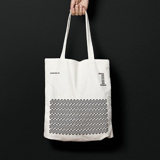 @unoenunomobiliario #branding #identity #unoenuno #mutanteestudio #logo #totebag #simple #lines