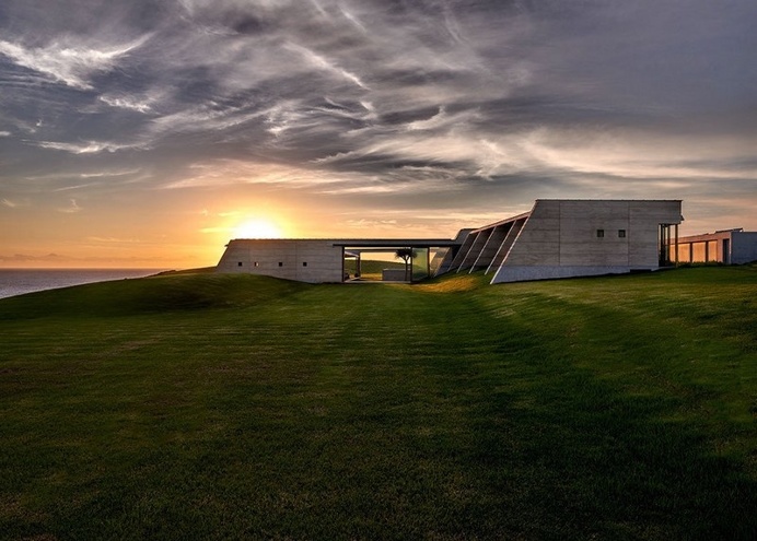 The Farm by Fergus Scott Architects