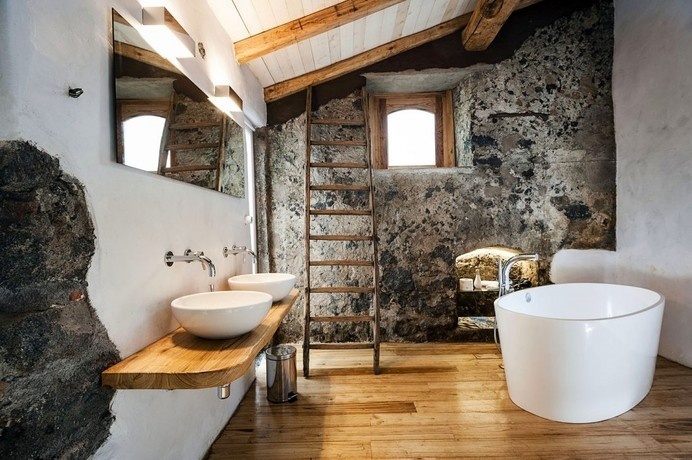 Monaci delle Terre Nere: boutique hotel situated on the slopes of Mount Etna