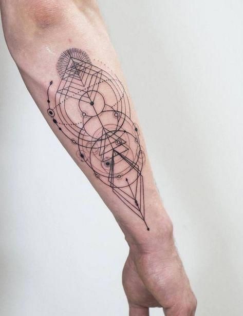 Tattoo men minimalistic geometric lines