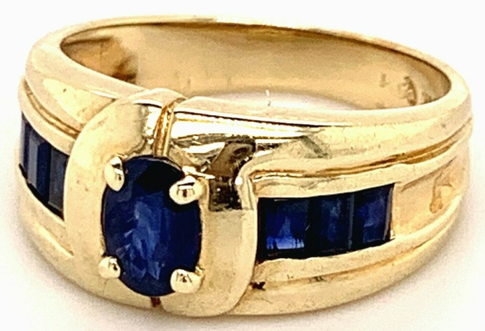 Sapphire and Gold Ring