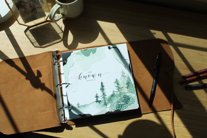 For best and creative self growth journey, choose one of the best Known Journal rustic refillable workbook to turn your life story into scrapbooked masterpiece. This handmade leather book has 70 premium art pages with modern design gears to help you incorporate proven therapeutic strategies for inner peace and purpose. Get your genuine handmade leather journal today!