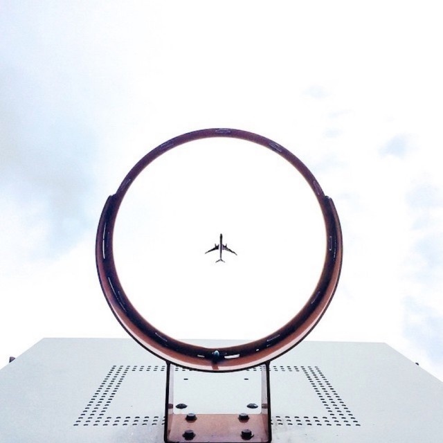Minimalism, Airplane, Basketball