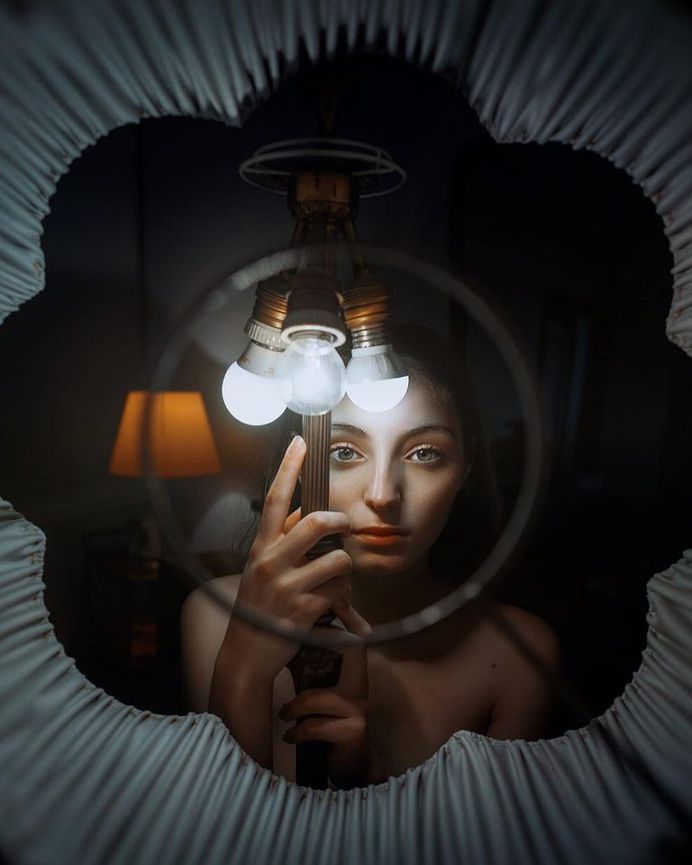 Marvelous Conceptual and Scenic Portrait Photography by Rafa Sánchez
