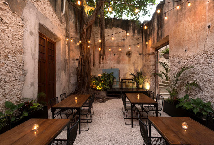 Renovated Colonial Building Turned into a Charming Bar - InteriorZine