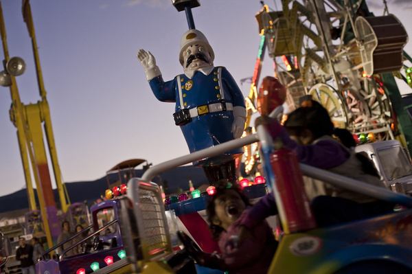 Play land Park by Cesar Morejón #photo #color