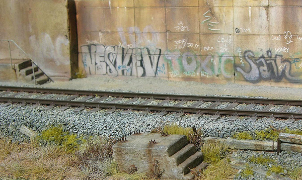 Diorama 1:87 Graffiti #train #model #diorama #photography #railway #miniature