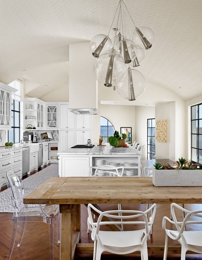 Spanish Oaks in California by Hugh Jefferson Randolph Architects