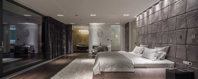 Extensive Use of Glass Defining Modern Lake House in Romania: Villa Snagov #interior #house #modern #design #snagov #lake #residence